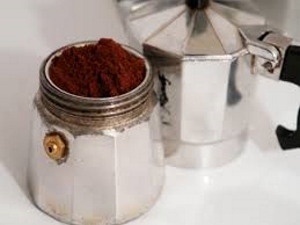 COMO PREPARAR CAFE’ NA CAFETEIRA ITALIANA ( BIALETTI)